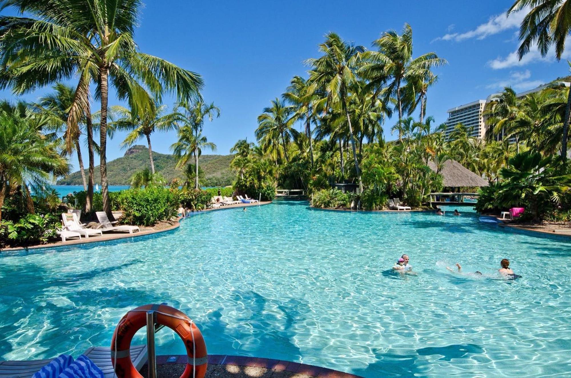 Beachfront Hamilton Island Exterior foto
